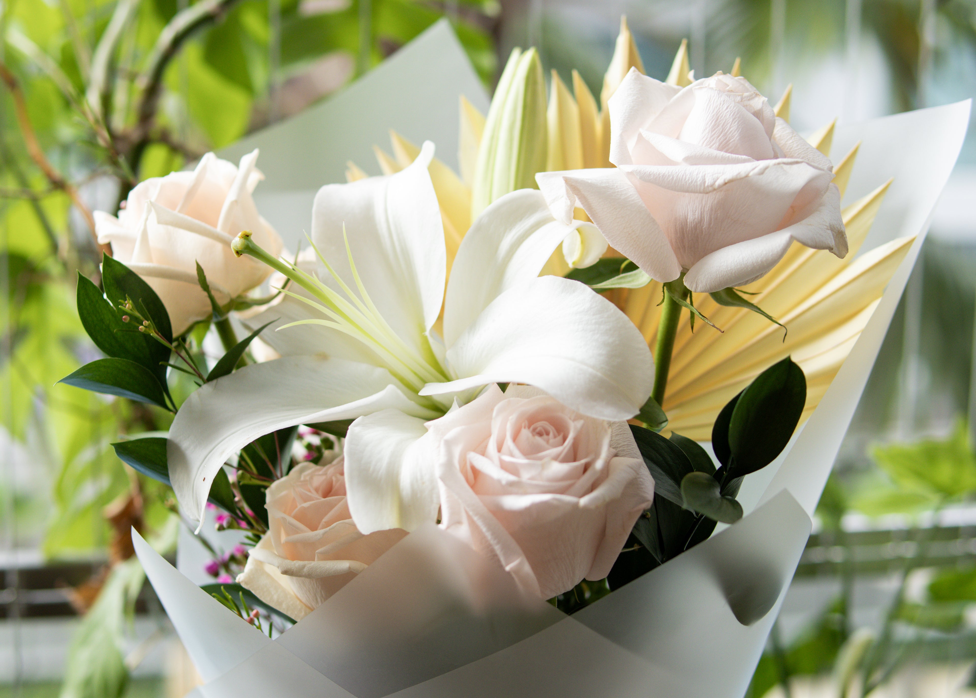 Rustique Flora white lily flower bouquet for delivery in Singapore
